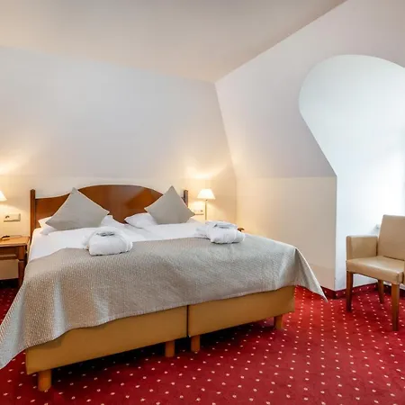 Am Mirabellplatz Hotel Solnohrad