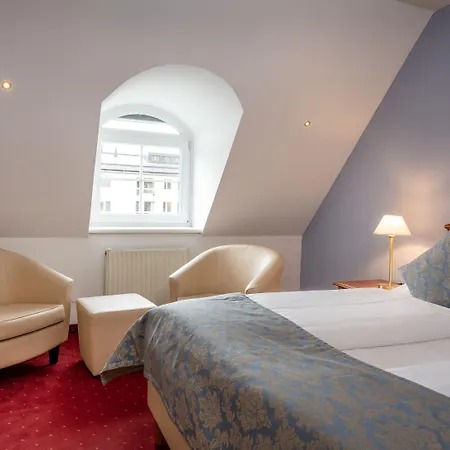 Imlauer Palais Mirabell 4*