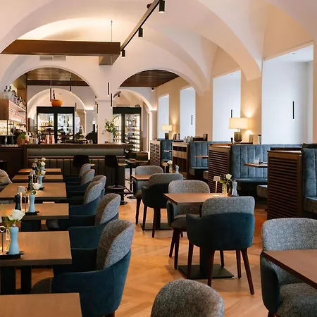 Hotell Imlauer Palais Mirabell 4*