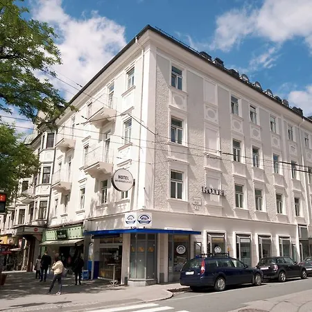 Imlauer Palais Mirabell - Am Mirabellplatz 4*