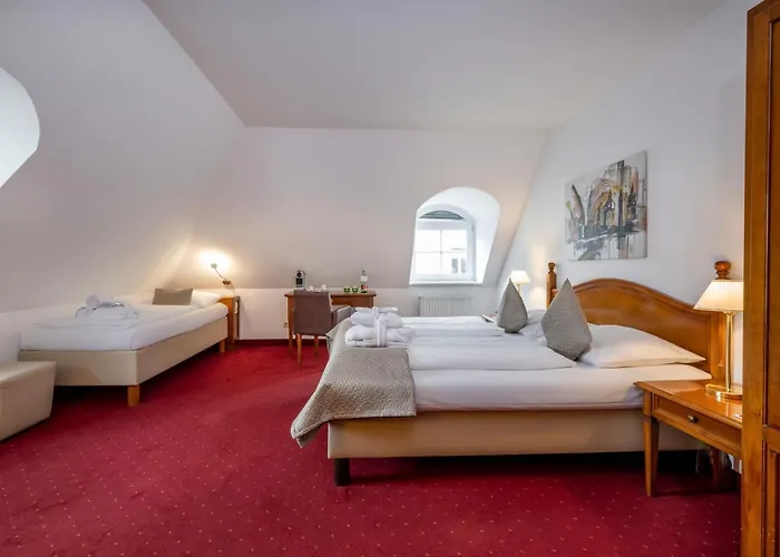 Imlauer Palais Mirabell - Am Mirabellplatz 4*