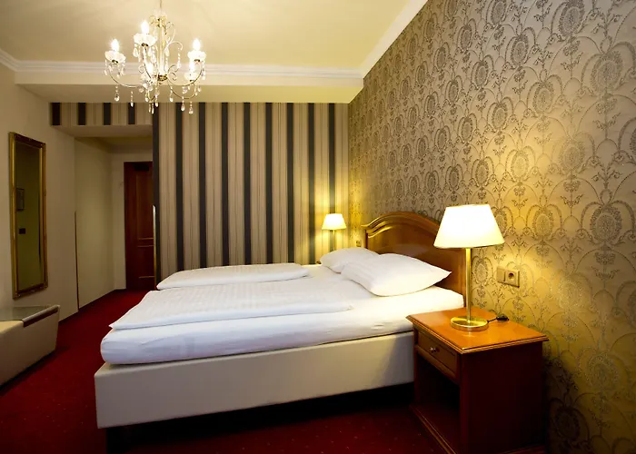 Imlauer Palais Mirabell - Am Mirabellplatz Hotel 4*