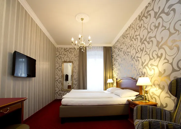 Imlauer Palais Mirabell - Am Mirabellplatz Hotel 4*