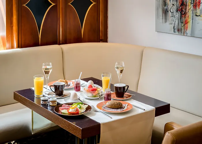 호텔 암 미라벨플라츠 4*