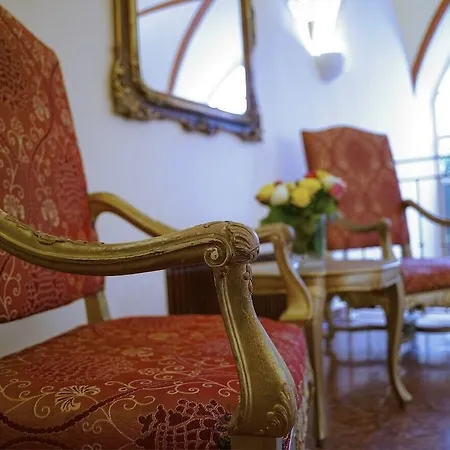 Am Mirabellplatz Hotel 4*