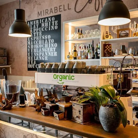 米拉贝尔广场奥斯超泰尔酒店 酒店