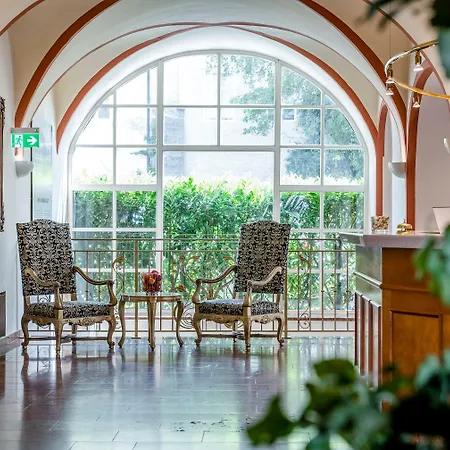 米拉贝尔广场奥斯超泰尔酒店 4* 萨尔茨堡