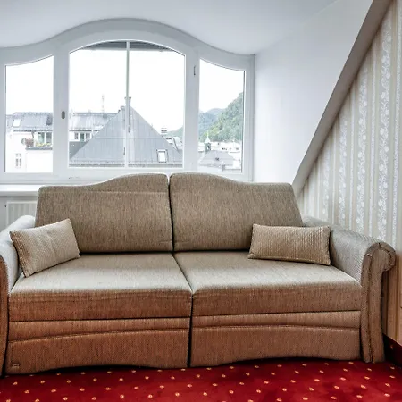 米拉贝尔广场奥斯超泰尔酒店